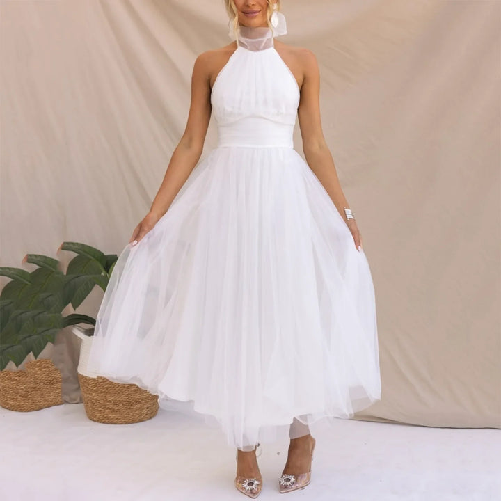 Coraline - Elegant Sleeveless Dress