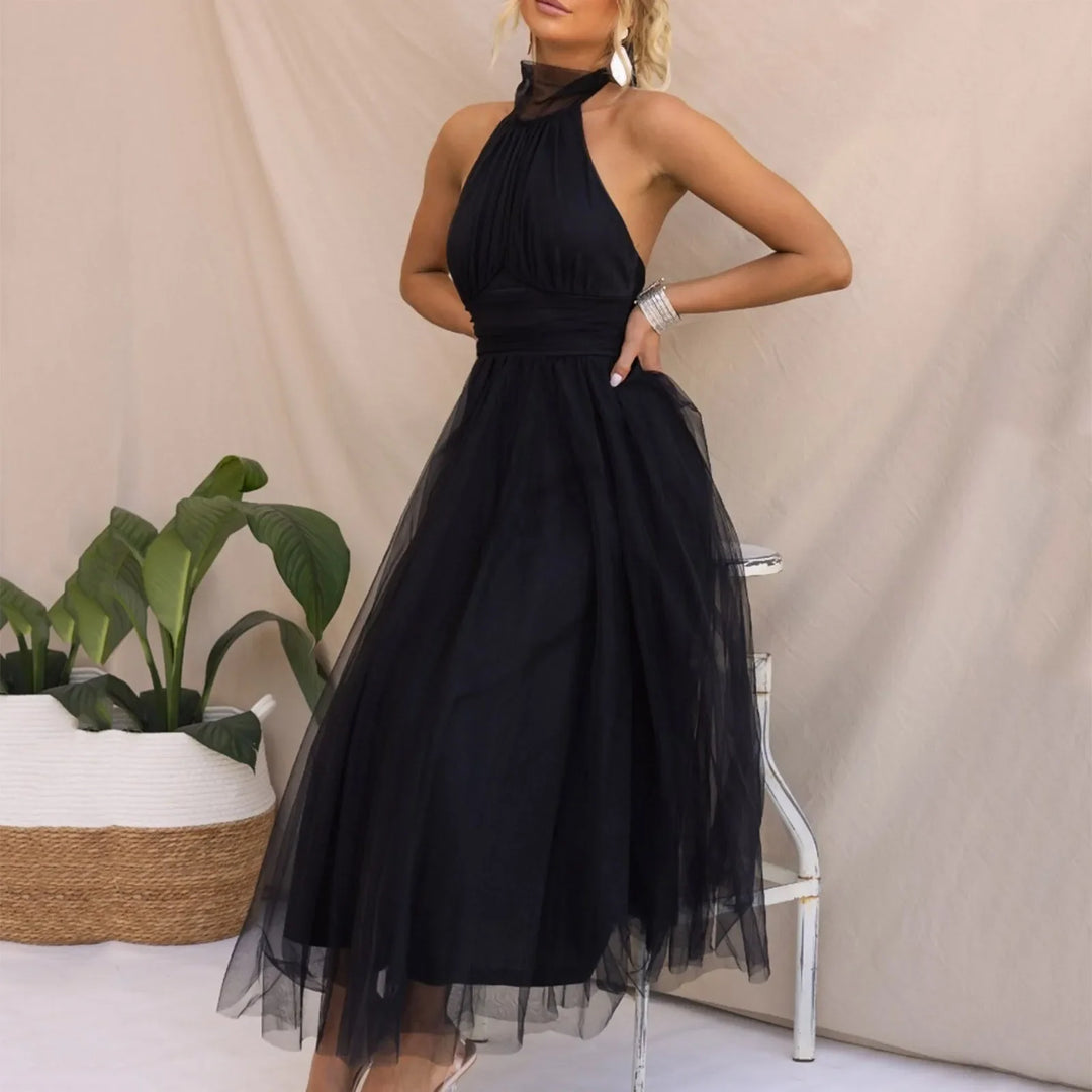 Coraline - Elegant Sleeveless Dress