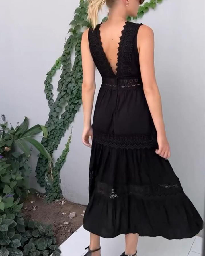 Clarisa - V-Neck Dress